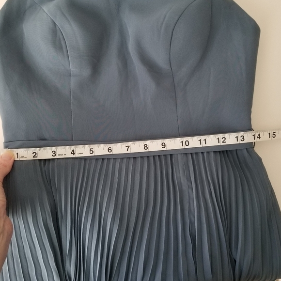 Azazie Lindie A-Line Pleated Chiffon Floor-Length Bridesmaid Dress Size A4 - Picture 9 of 15
